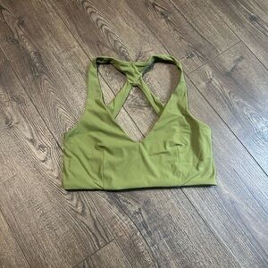 Alphalete Deep V Cady Bra